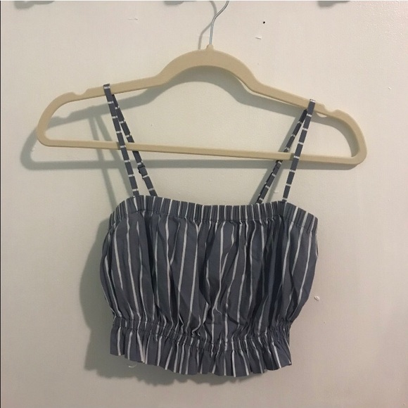 Urban Outfitters Cropped Tank - Picture 4 of 6